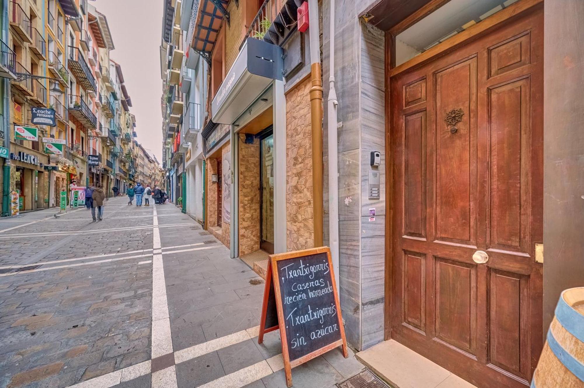Apartamento Corazon De Pamplona By Clabao Exterior foto